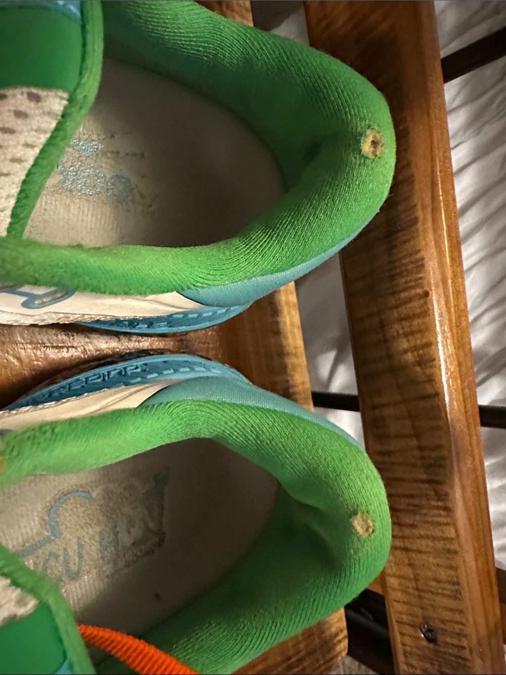 Brooks womens White Sneakers with Green Lining and Orange Laces - Picture 4 of 5